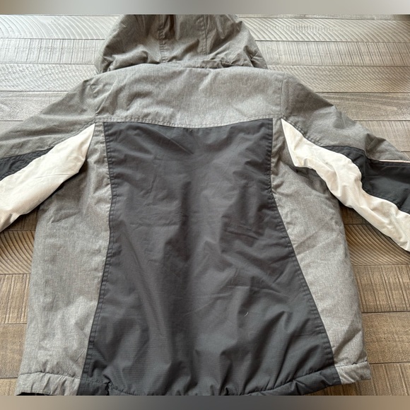 2-in-1 Gerry’s Youth Jacket. Size Medium (10-12) Preowned/Good Condition. - Picture 9 of 16